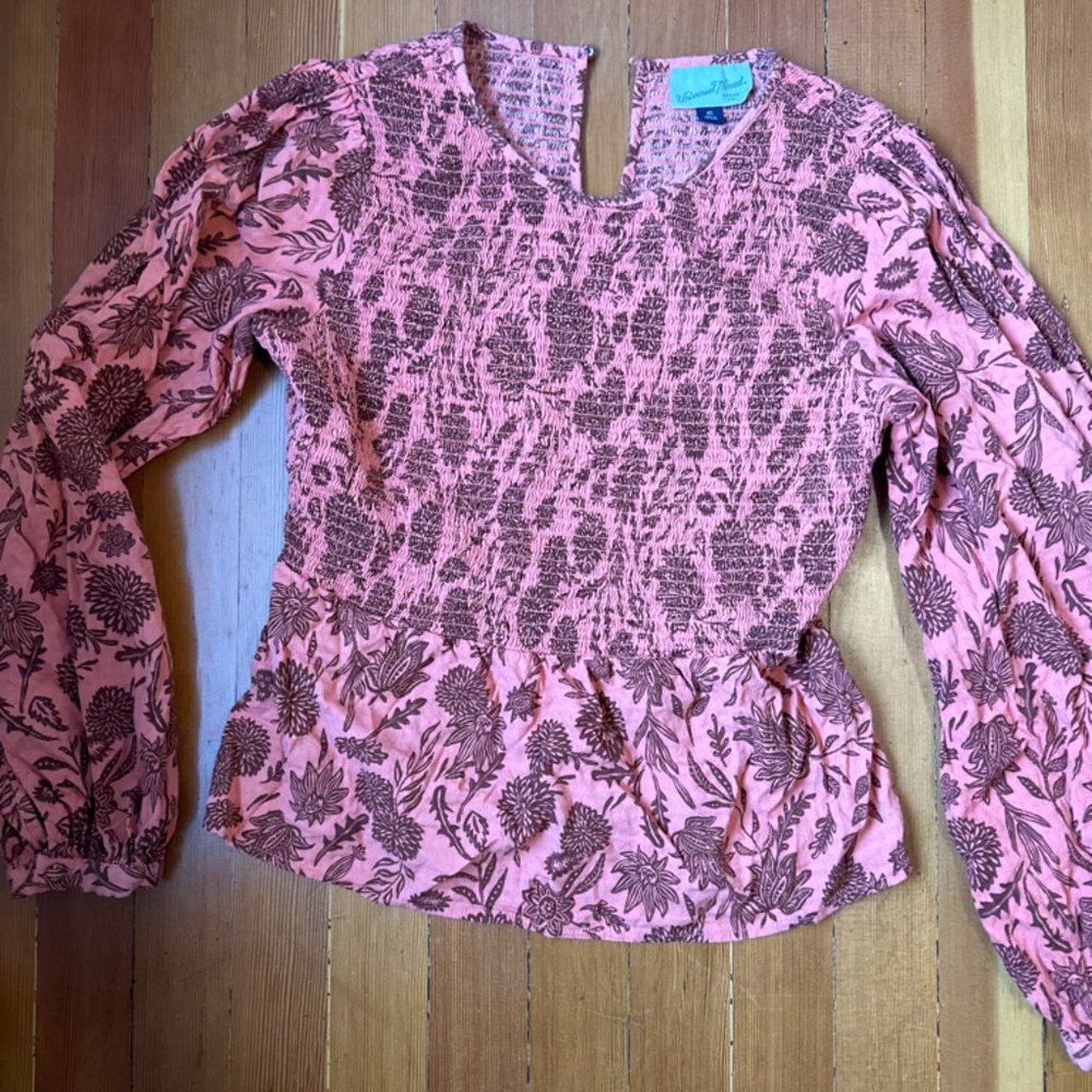 Universal Threads Co. Blouse